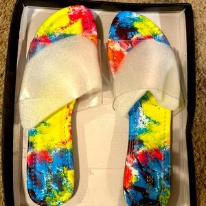 Chase + Chloe  Style No: IRMA-3 Color: Blue Tie Dye
Size: 10 Brand New!
